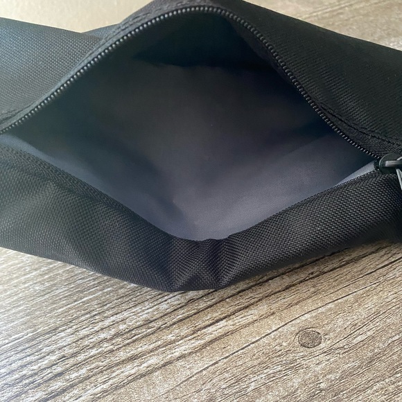 Reebok Black Fanny Pack - Picture 5 of 5